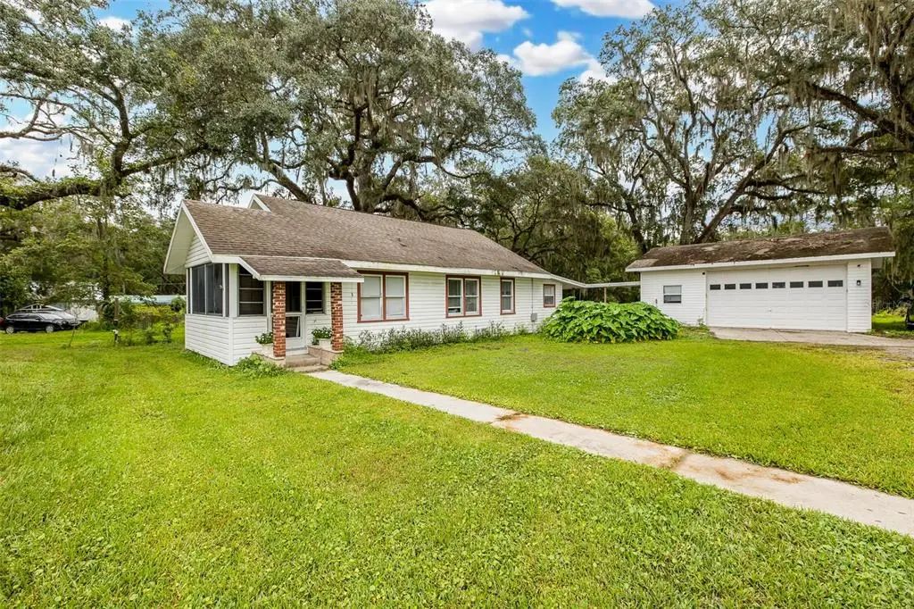 1205 S Main Street, BROOKSVILLE