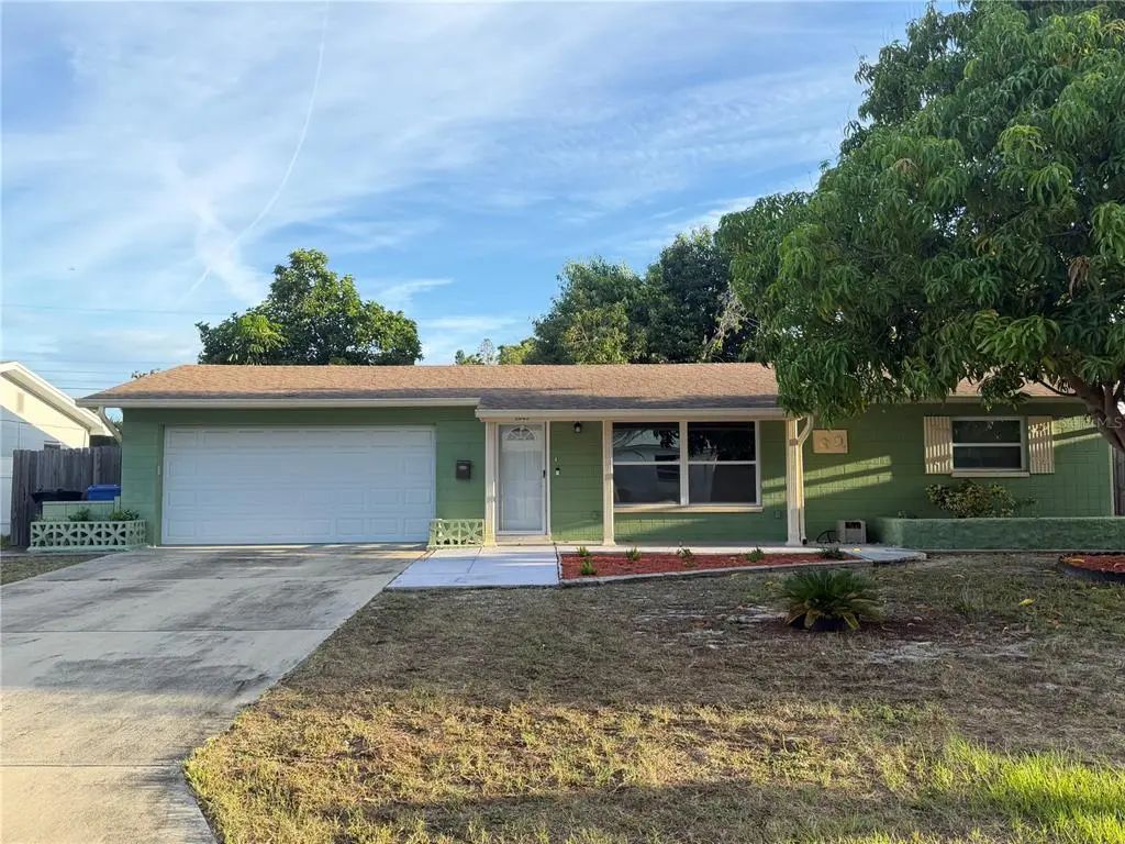 2049 64th Avenue S, ST. PETERSBURG