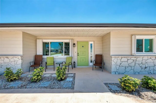 1915 Illinois Avenue, ENGLEWOOD