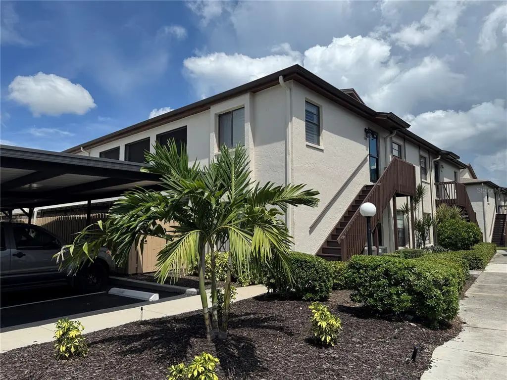 2813 W 74th St W 2202, BRADENTON