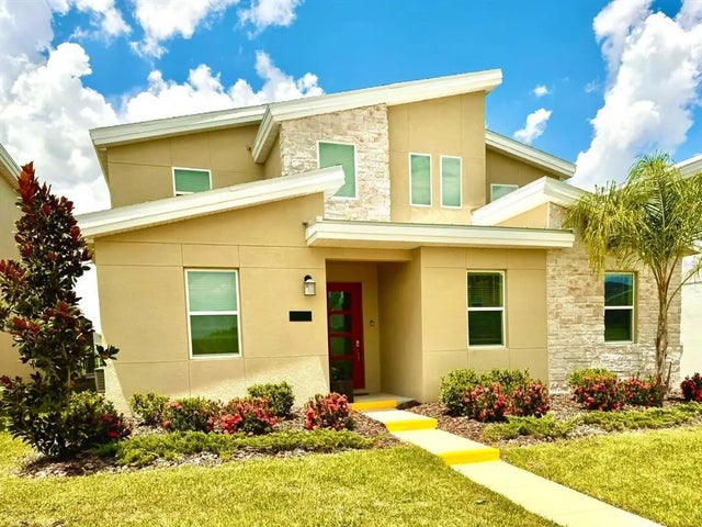 9312 Sommerset Hills Drive, DAVENPORT
