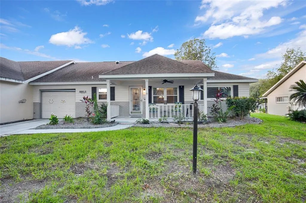8883 Sw 93rd Lane F, OCALA