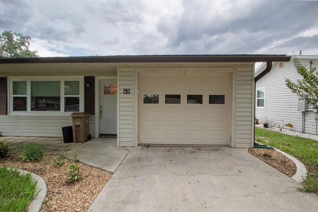 62 Aberdeen Circle 62a, LEESBURG