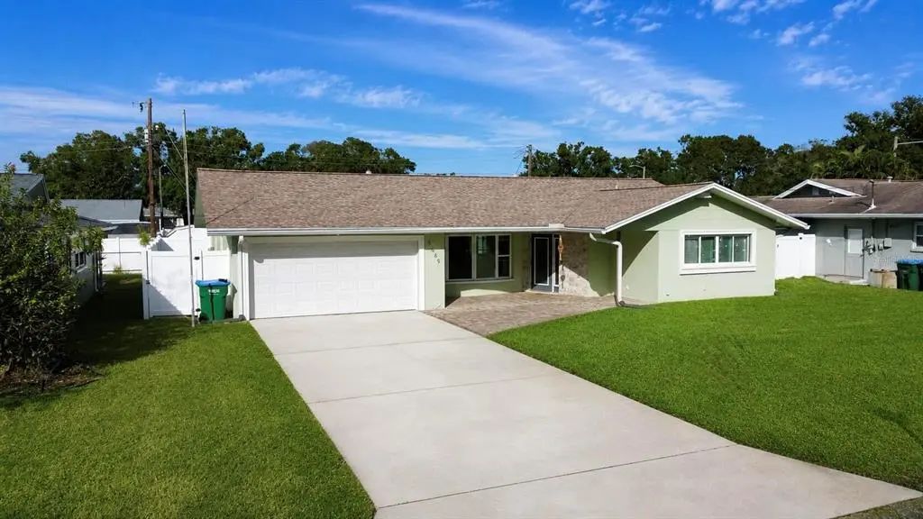5669 45th Avenue N, KENNETH CITY
