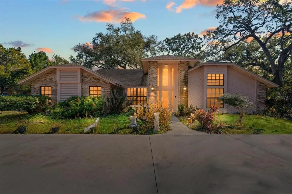 2501 E Diana Street, TAMPA