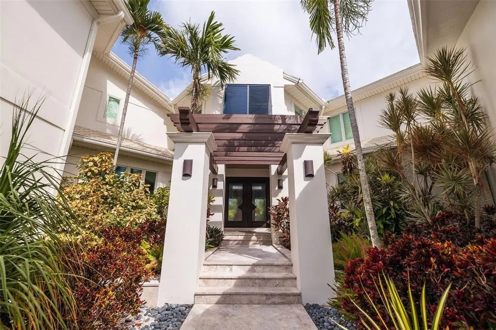 6152 52nd Street S, ST PETERSBURG