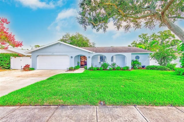 1851 Del Robles Terrace, CLEARWATER