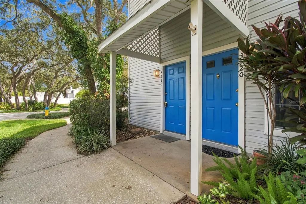 3118 Valley Oaks Drive, TAMPA