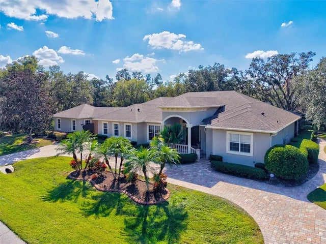 1482 Kingsdown Drive, SARASOTA
