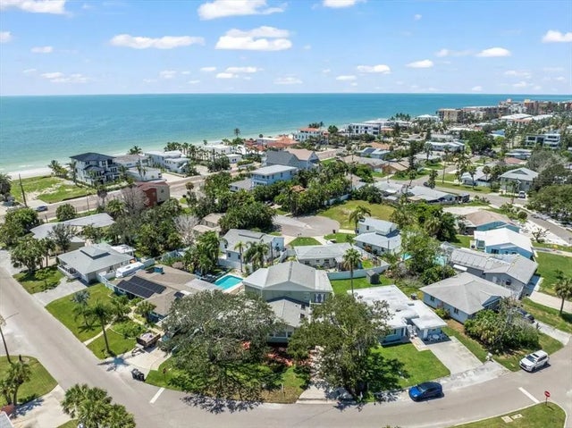 30 160th Avenue, REDINGTON BEACH
