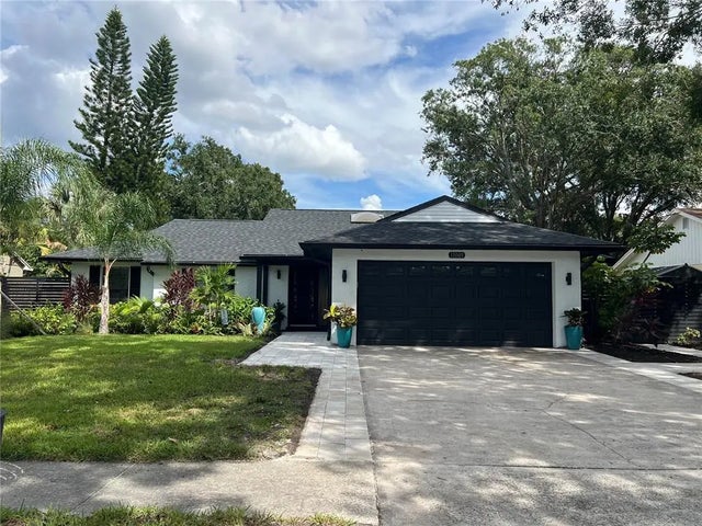 15005 Sunglow Court, TAMPA