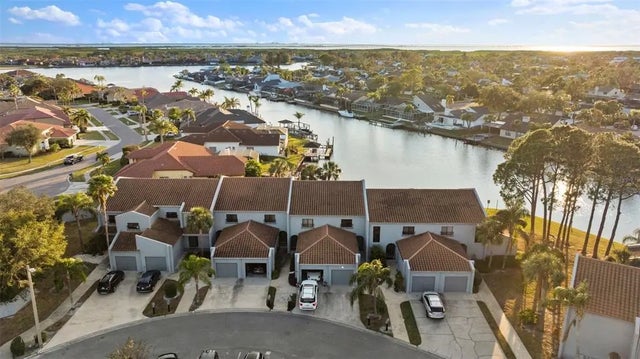6320 Grand Bahama Circle, TAMPA
