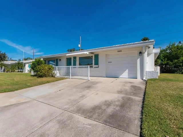 9157 140th Way, SEMINOLE