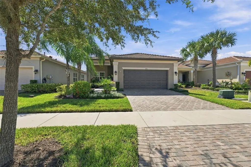 4814 Sevilla Shores Drive, WIMAUMA
