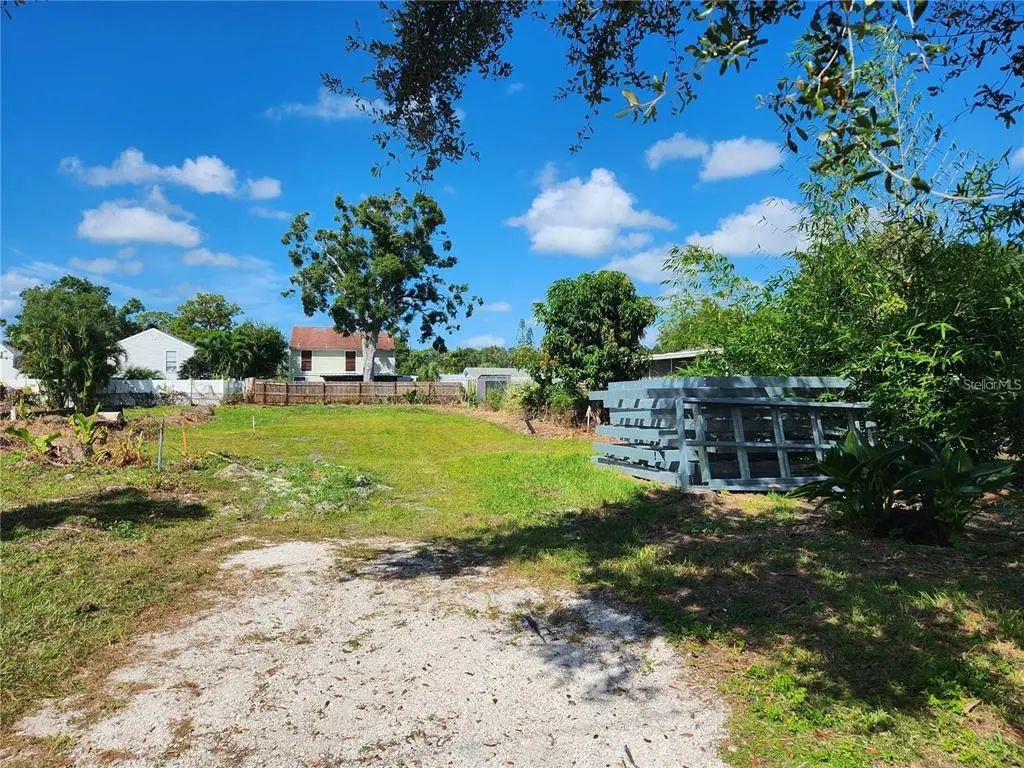 4528, 4530, 4532 South Lockwood Ridge Road, SARASOTA