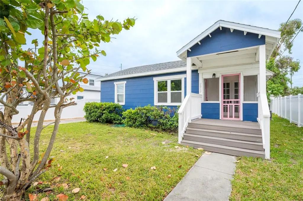 2017 Oceanview Place, TAMPA