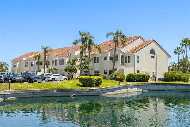 6131 Bahia Del Mar Blvd 240, ST PETERSBURG