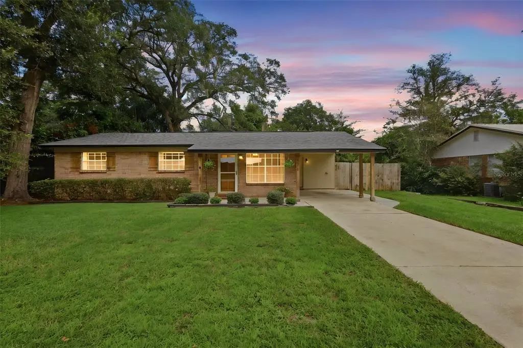371 W Holly Drive, ORANGE CITY