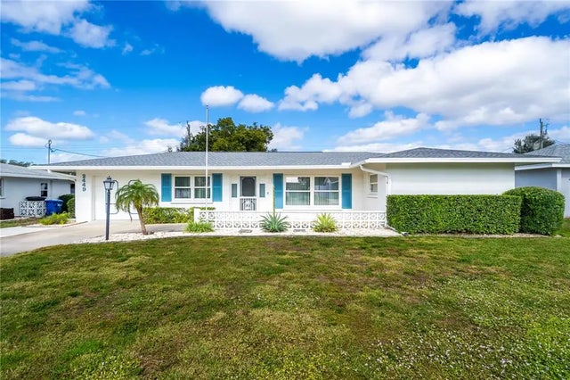 2449 Breakwater Circle, SARASOTA