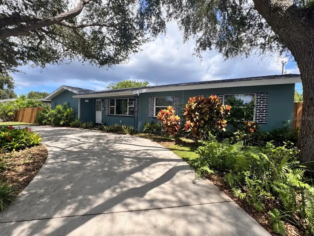 3243 58th Street N, ST PETERSBURG