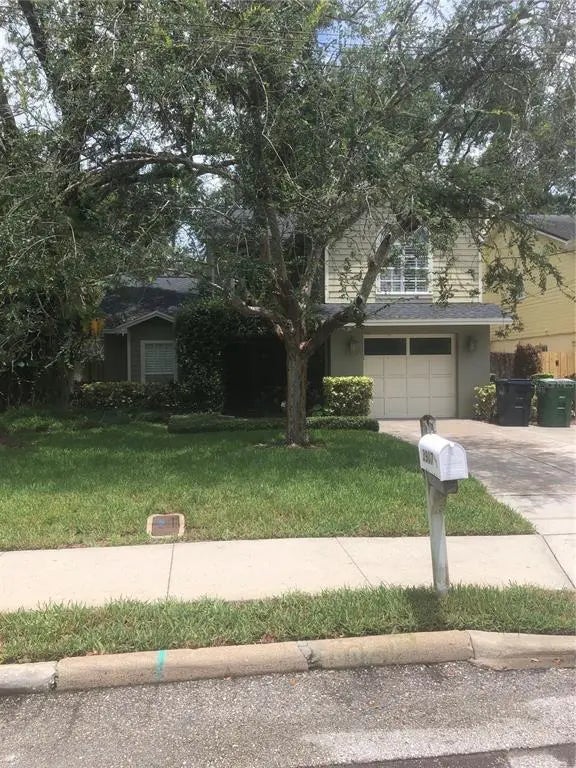 3907 W Corona Street 1/2, TAMPA