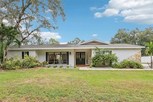 1203 Beacon Hill Drive, TAMPA