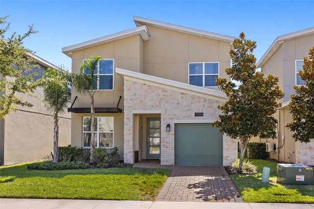 9159 Sommerset Hills Drive, DAVENPORT