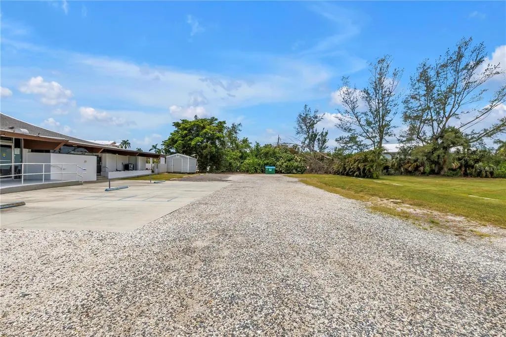 Gulf Shores Realty: 10 48981c090e50bbe9d78e38b4ff483f57 l