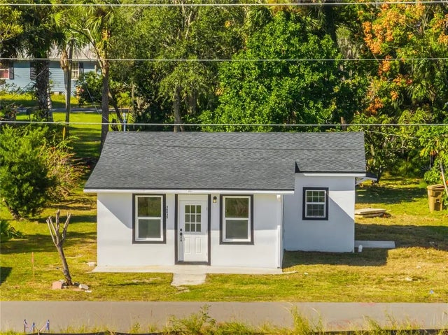 38835 Pine Street, UMATILLA