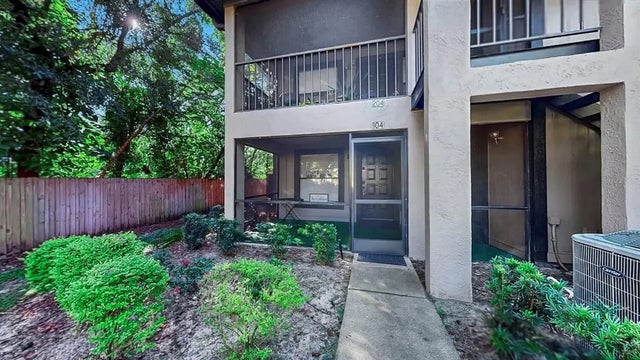 4036 Angel Oak Court 104, TAMPA