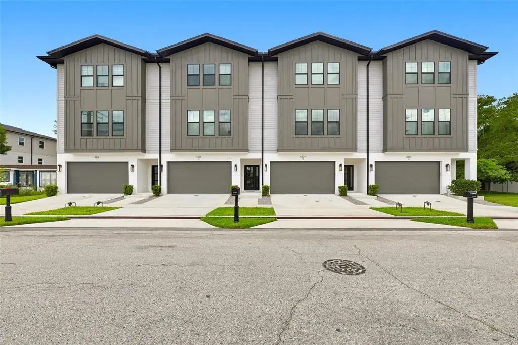 4324 W Gray Street 2, TAMPA