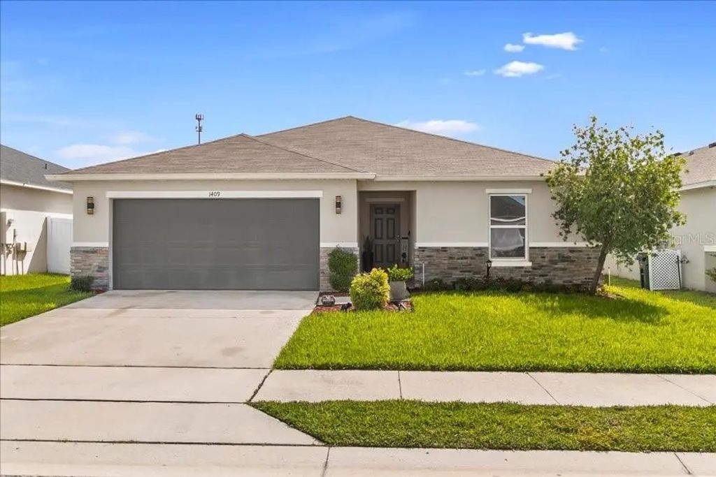1409 Mattie Pointe Lane, AUBURNDALE