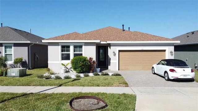 615 Conservation Boulevard, GROVELAND