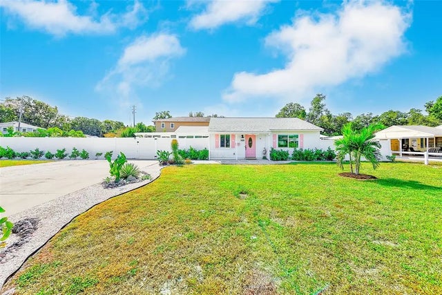 7400 9th Avenue N, ST PETERSBURG