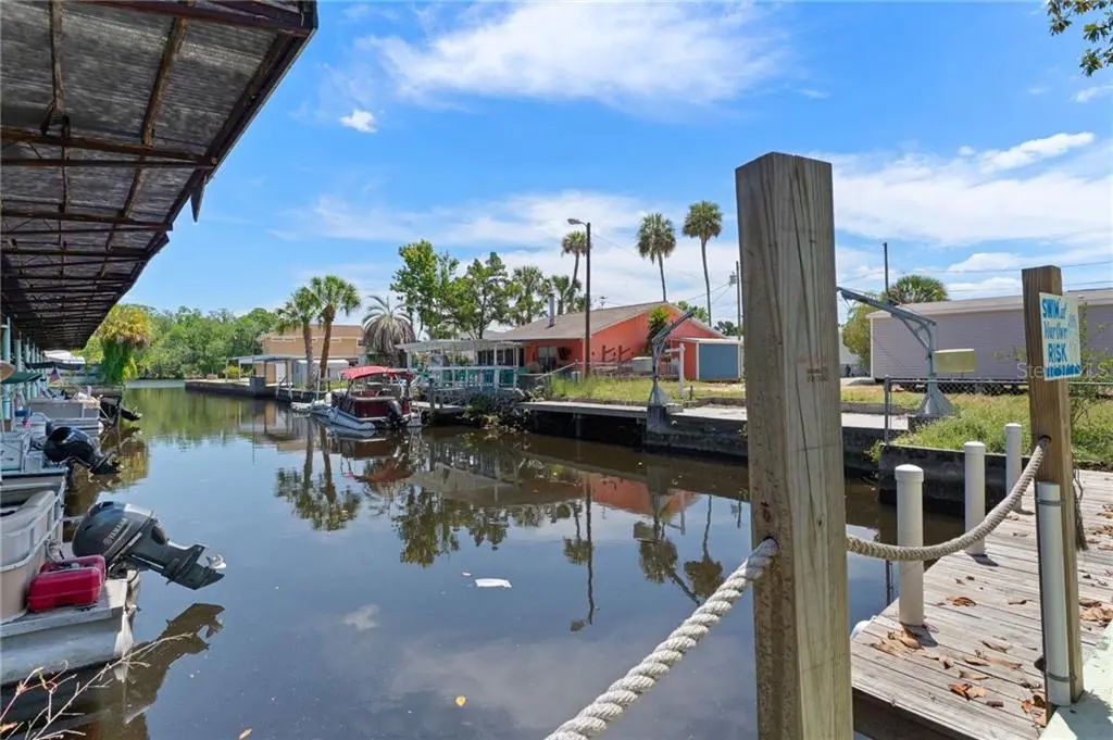 10256 W Halls River Road, Homosassa