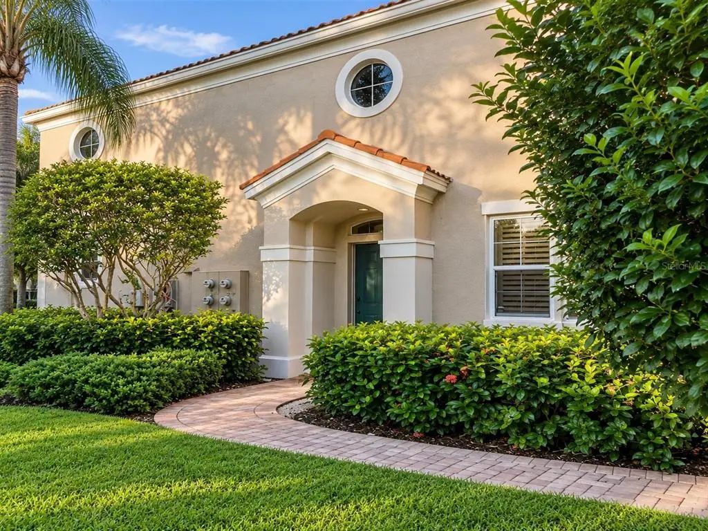 5235 Parisienne Place 101b28, SARASOTA