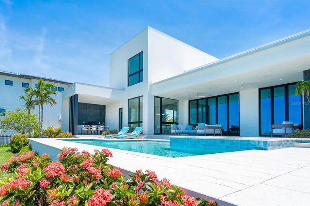 622 Bayshore Drive, OSPREY