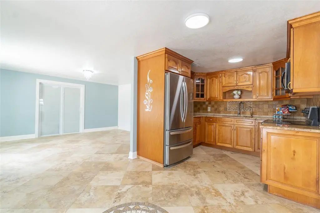 Photo of Listing #TB8496078