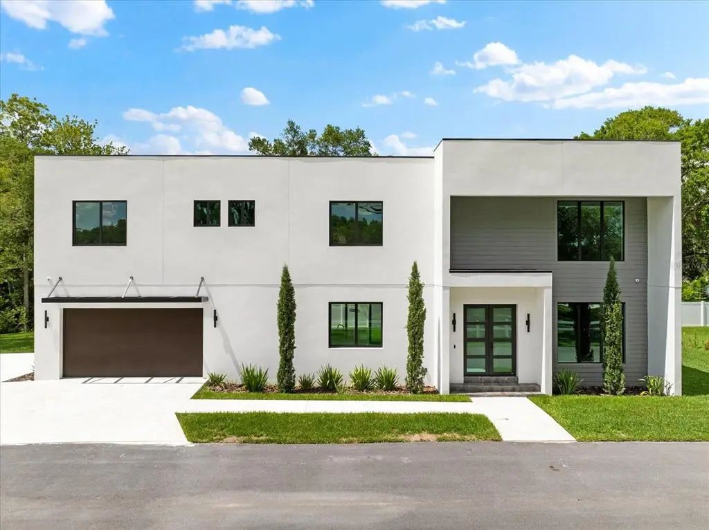 5341 Lake Pearl Court, TAMPA