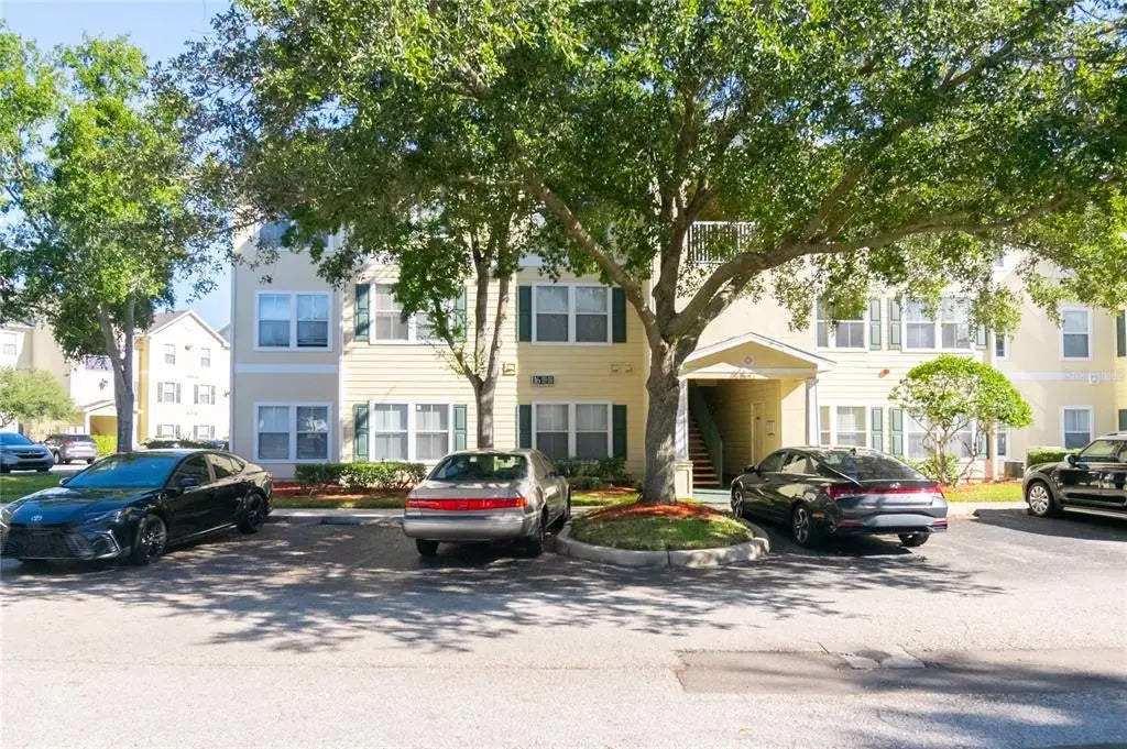 18103 Back Stretch Lane, TAMPA