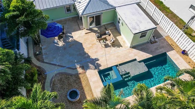 107 8th Street, BELLEAIR BEACH