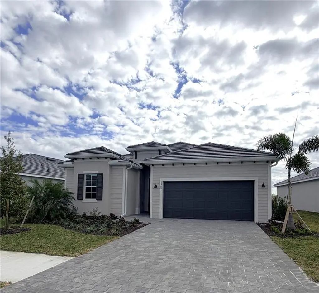 13081 Tulum Loop, VENICE