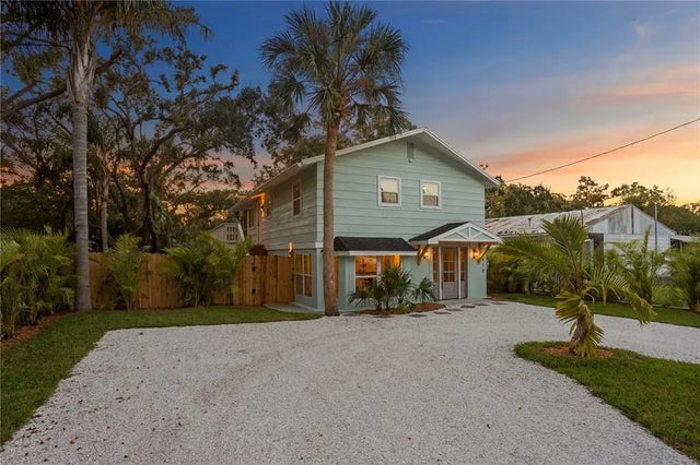 7418 Seagull Way, TAMPA