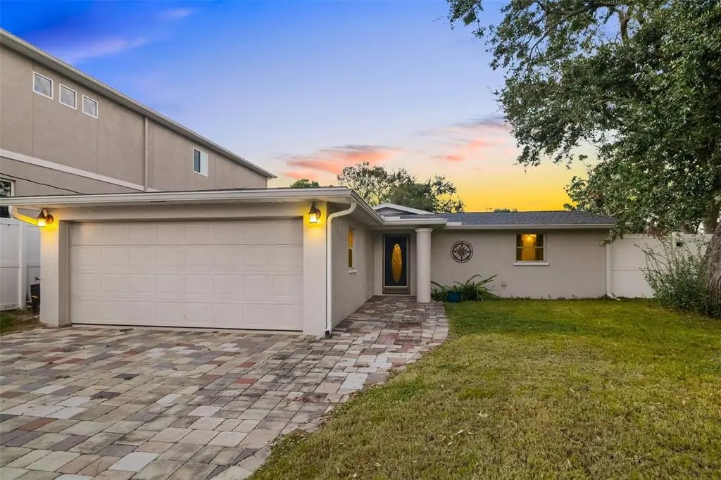 410 Pameto Road, NOKOMIS