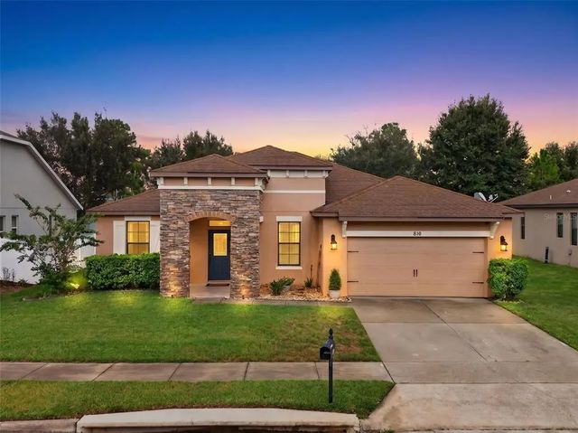 810 Woods Landing Drive, MINNEOLA