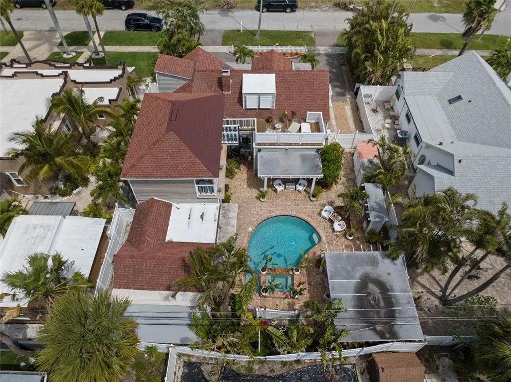 806 Narcissus Avenue, CLEARWATER BEACH