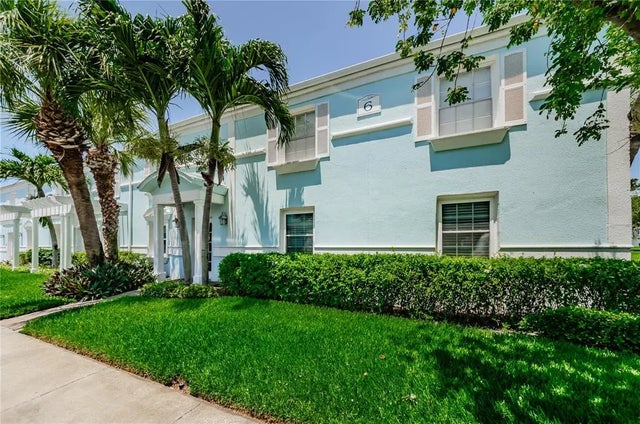 5094 Starfish Drive Se E, ST PETERSBURG