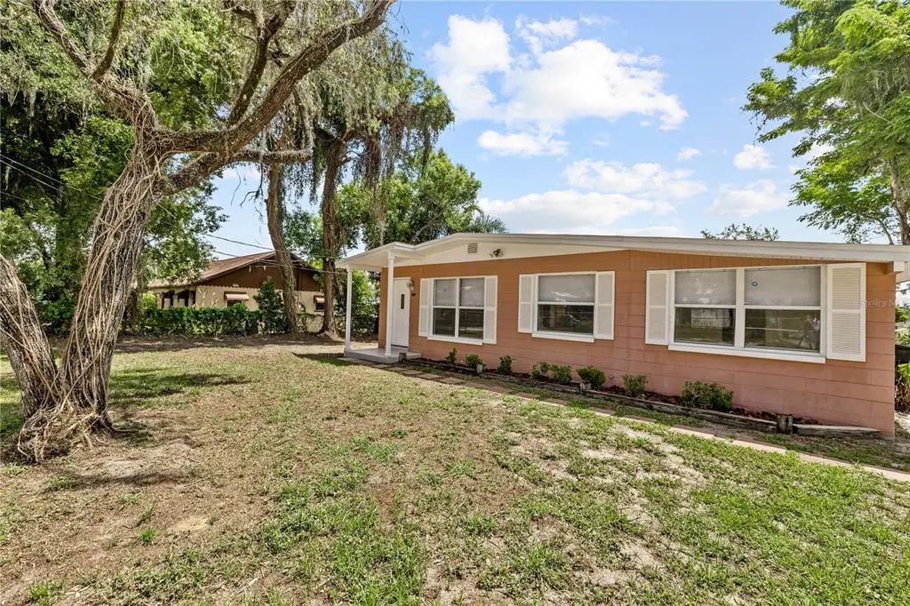 5225 Peach Avenue, SEFFNER