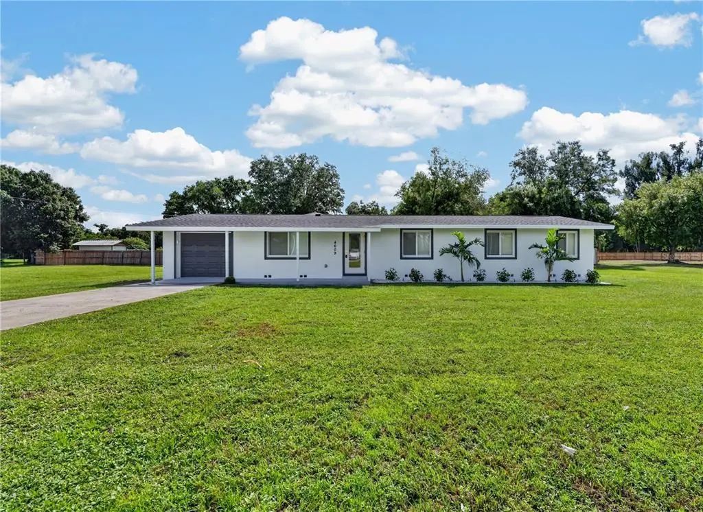 4609 60th Street E, BRADENTON