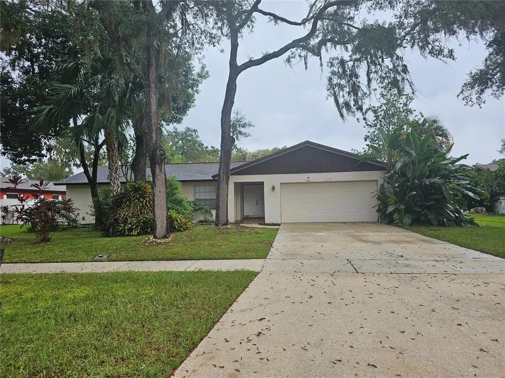 112 Rock Lake Road, LONGWOOD